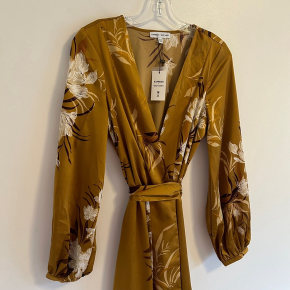 EXPRESS x ROCKY BARNES Floral Wrap Tie Waist Maxi Dress Size XS/Small - Picture 5 of 17
